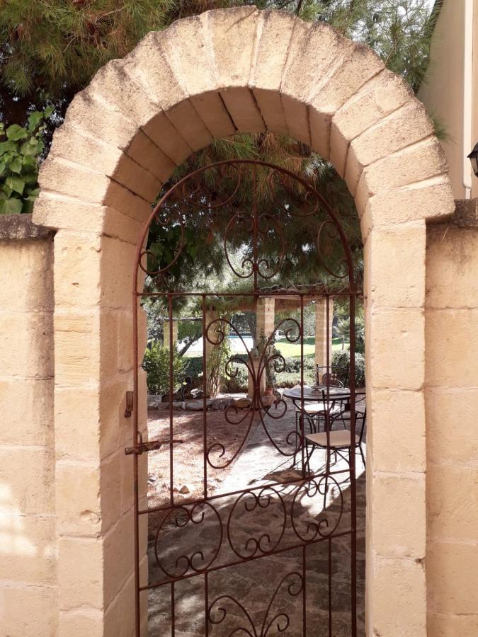 Masseria Due Torri โมโนโปลี ภายนอก รูปภาพ